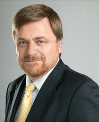 Texas CAEE alumnus Hernán de Solminihac