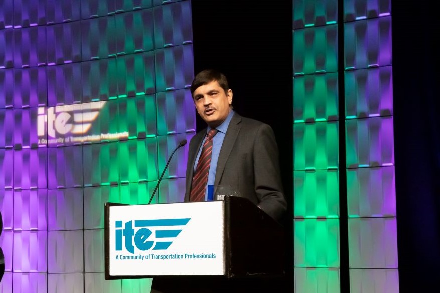 Dr. Bhat accepting ITE Matson award on stage